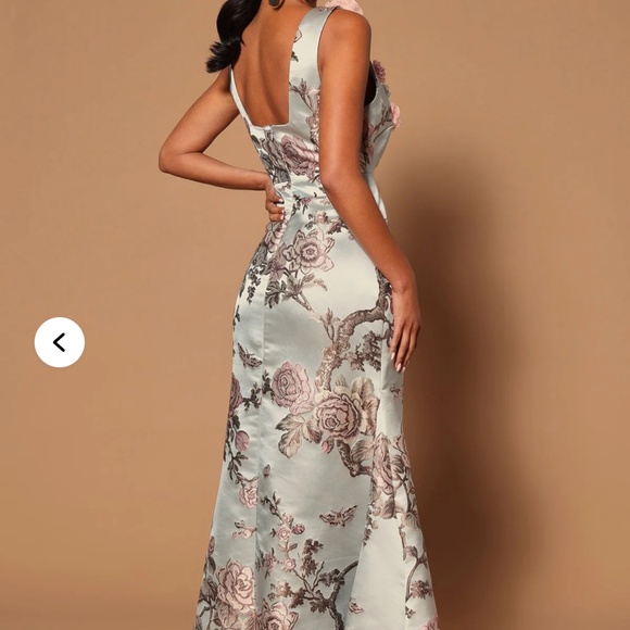 Jacquard Gown - Blue - Picture 4 of 4